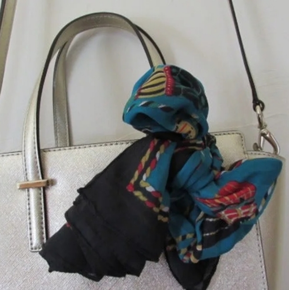 Vintage Tassel Square Scarf
